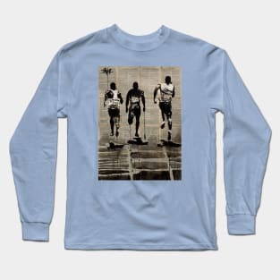 the race Long Sleeve T-Shirt